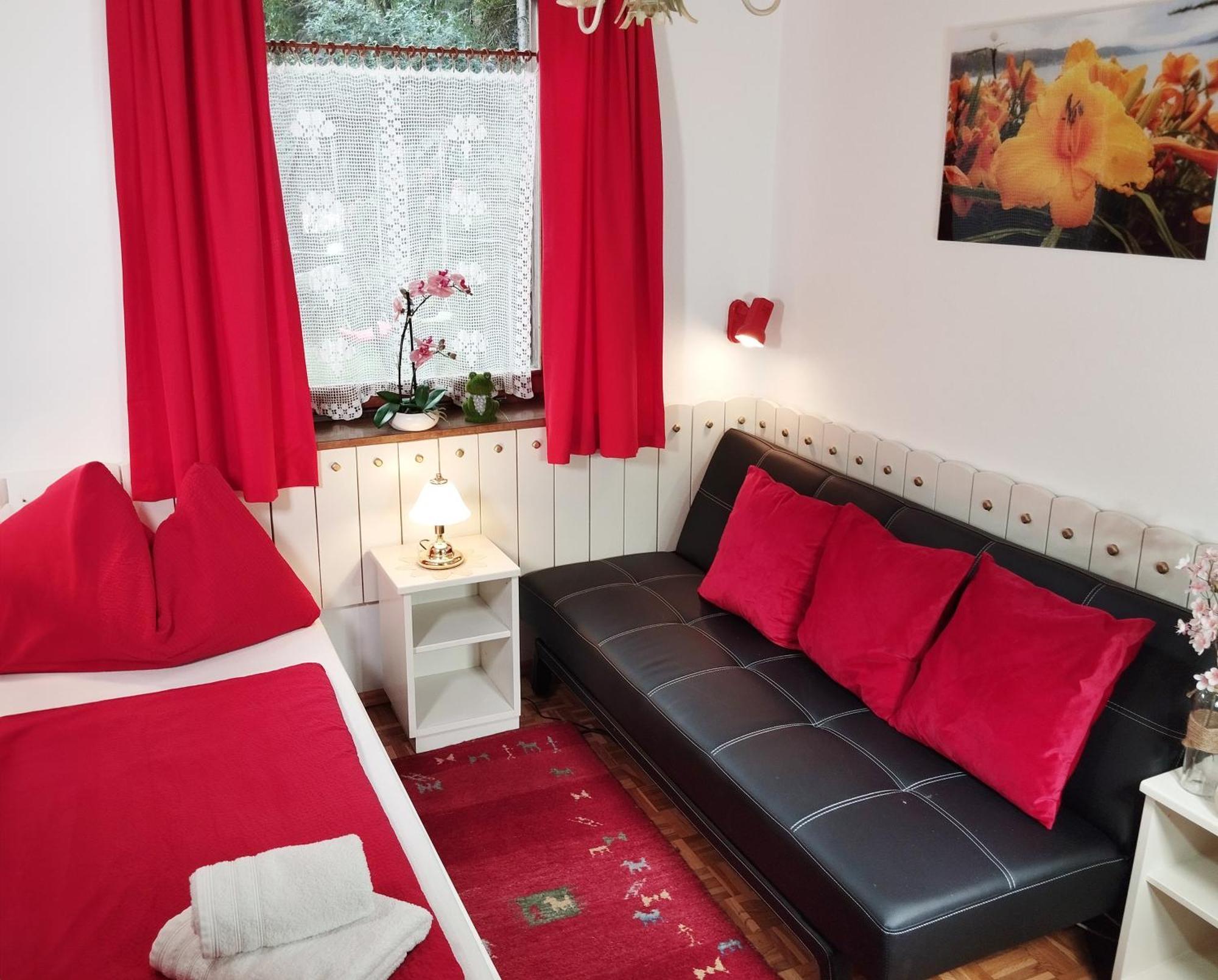 Ferienwohnung Schellander Privatstrand Velden am Wörthersee Rum bild
